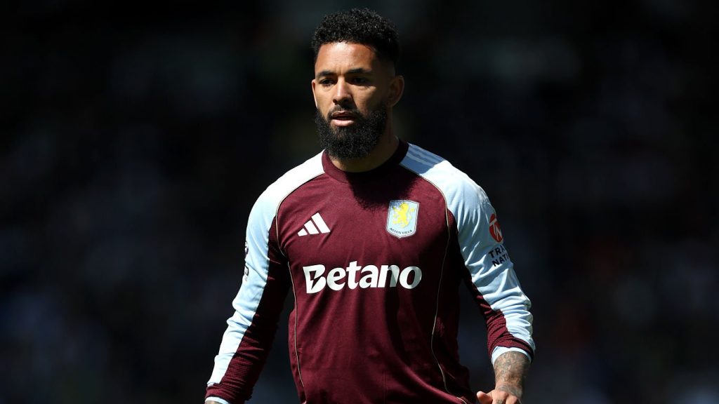 Douglas Luiz Aston Villa 2026