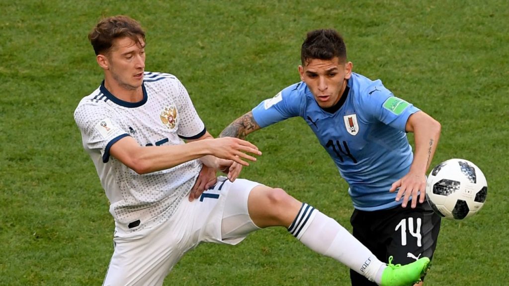 Alexey Miranchuk Russia Lucas Torreira Uruguay 2018 FIFA World Cup