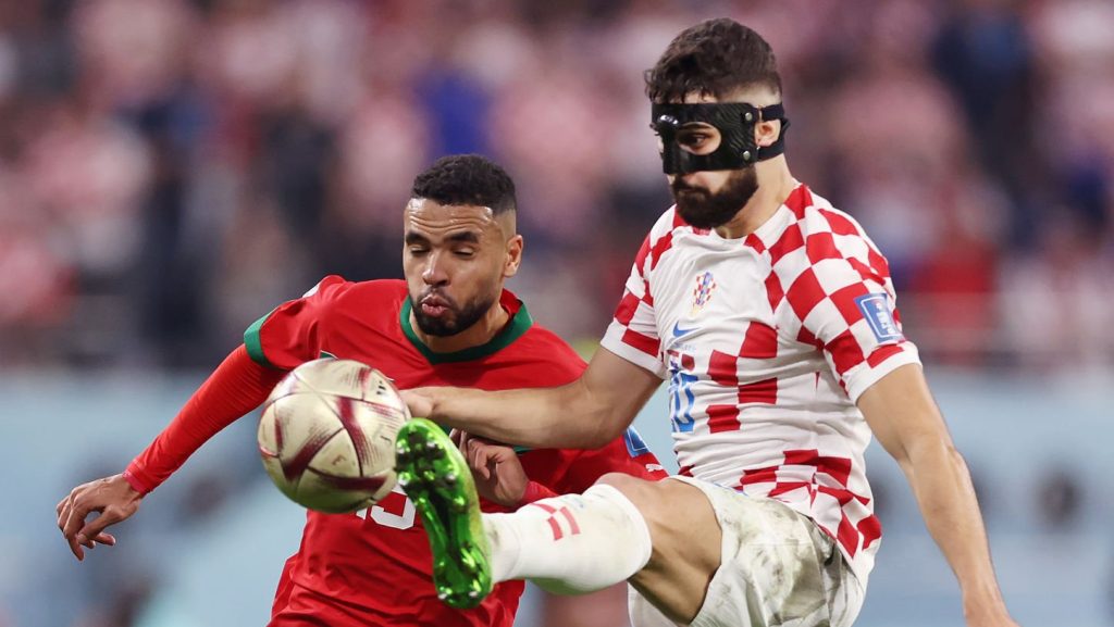 Youssef En-Nesyri Morocco Josko Gvardiol Croatia FIFA World Cup Qatar 2022 3rd Place match