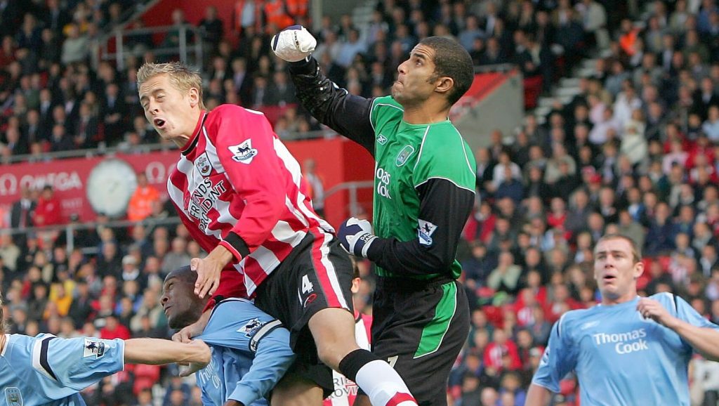Peter Crouch Southampton David James Manchester City Premier League 2004