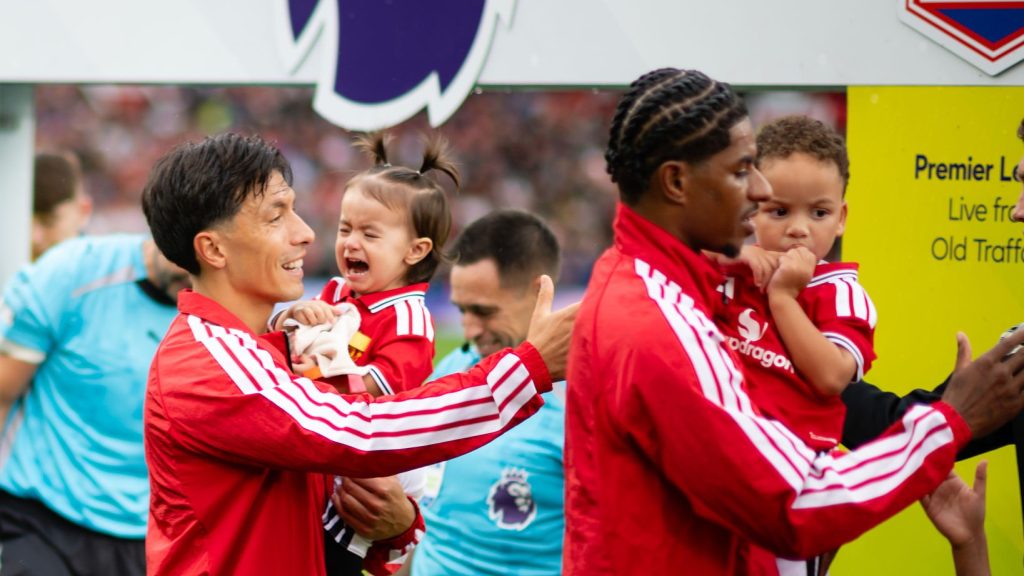Lisandro Martinez Marcus Rashford Manchester United Premier League 2026/27 match Ipswich Town